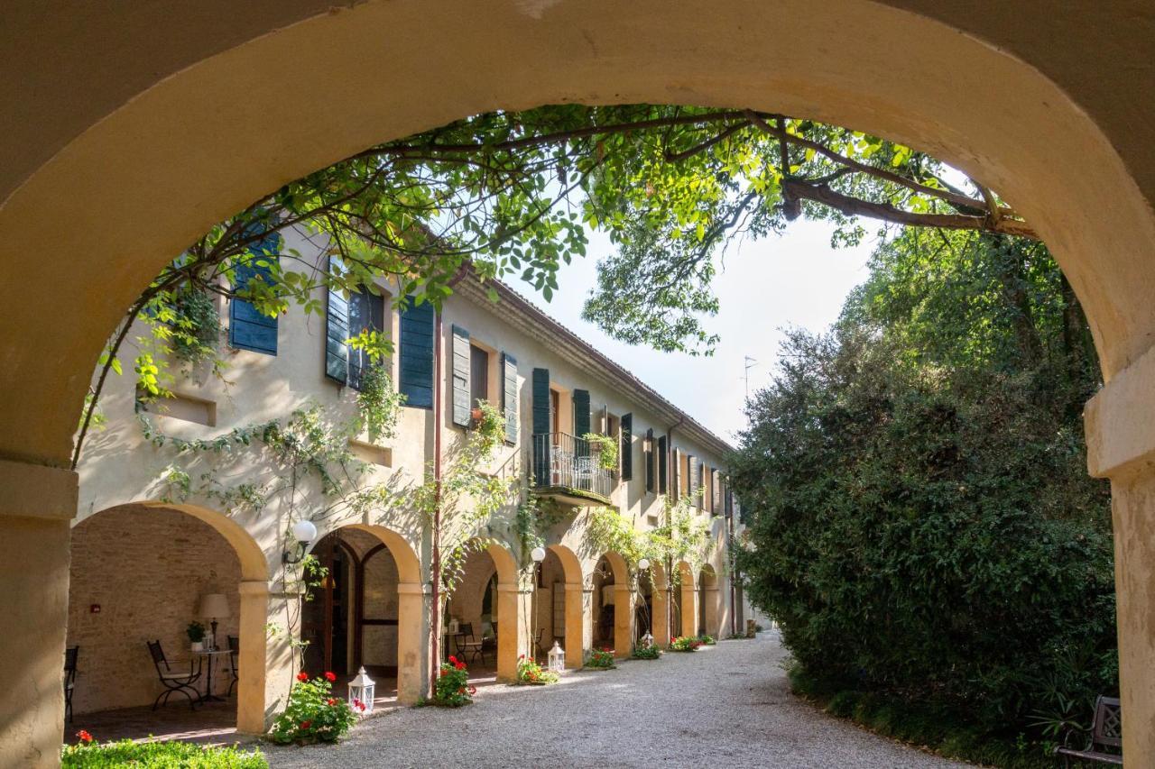 Hotel Villa Luppis Pasiano Di Pordenone Exterior foto